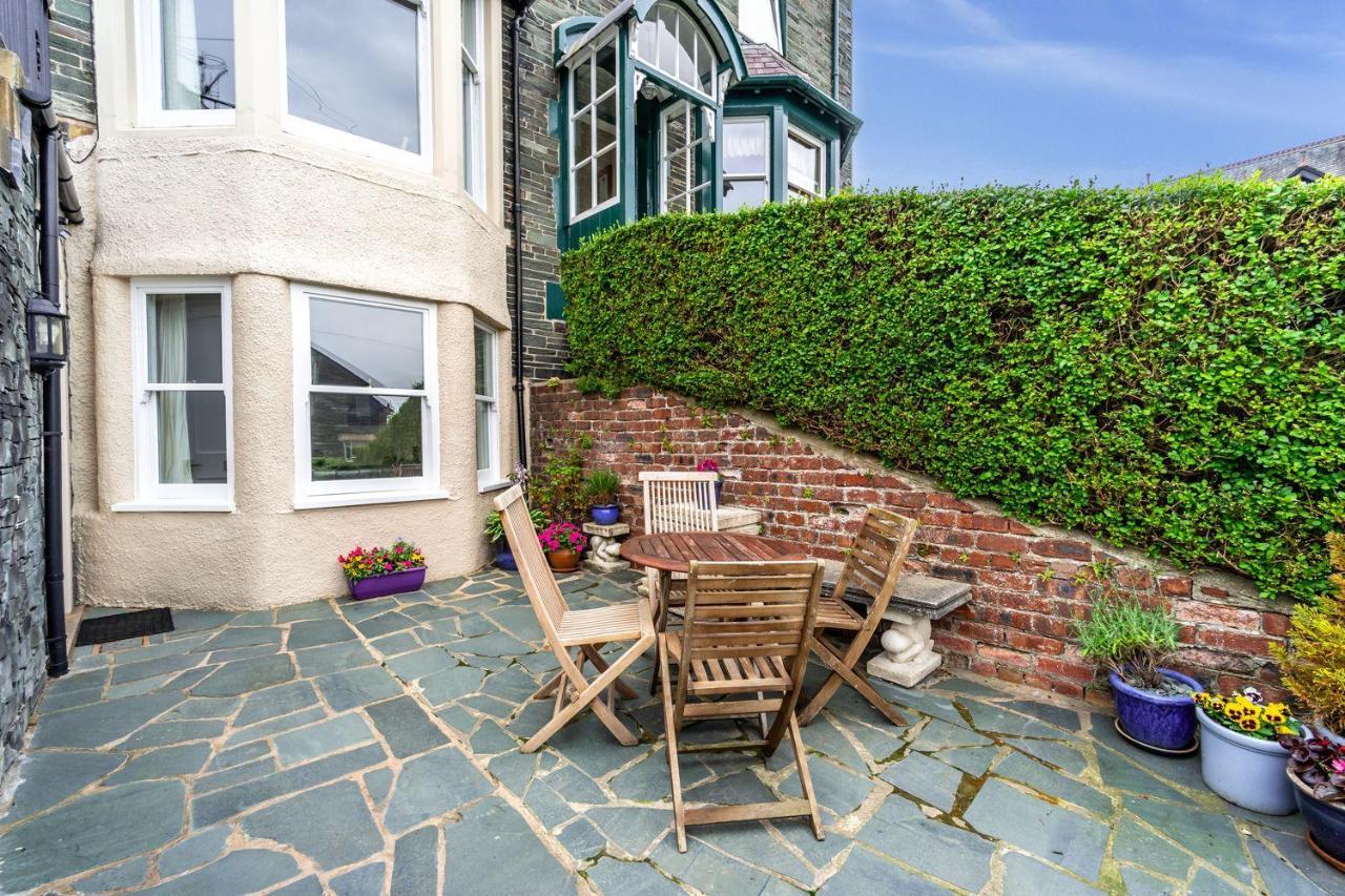 The Ridgeway Villa เคสวิค ภายนอก รูปภาพ